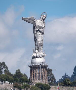 Regulación migratoria para extranjeros en Ecuador